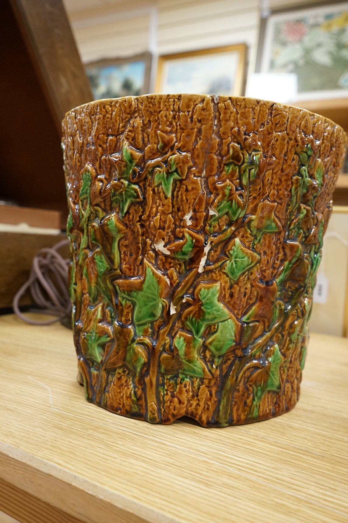 A 19th century Minton majolica jardiniere, 45.5cm